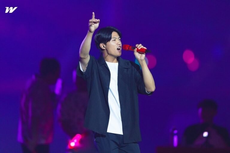 劉俊緯唱國台語老歌組曲炒氣氛 讚林智勝有放感情 | 運動 | 中央社 CNA