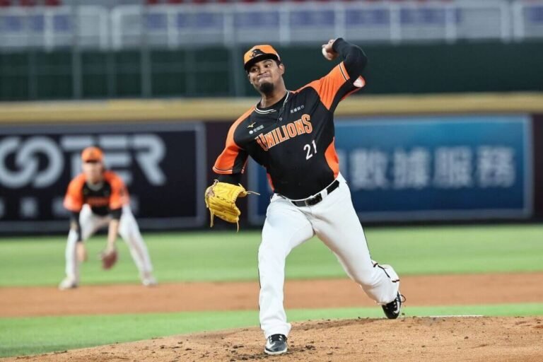 桃猿奉送4失誤 統一獅打擊爆發點亮上半季M5 | 運動 | 中央社 CNA