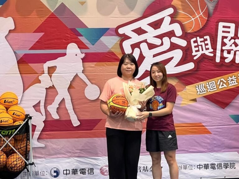 WSBL電信女籃公益活動　徐詩涵回母校勉勵學弟妹追夢 | 運動 | 中央社 CNA