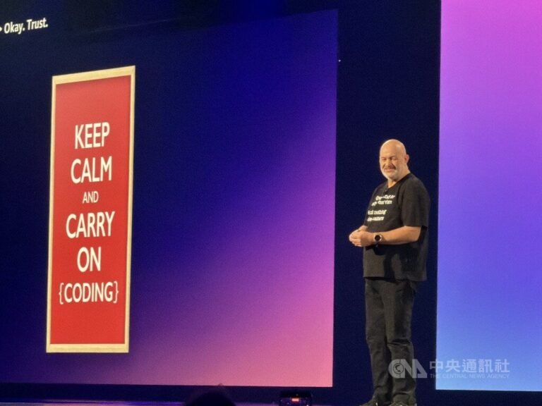 AWS技術長：開發者絕不會被AI取代　只要能進化 | 科技 | 中央社 CNA