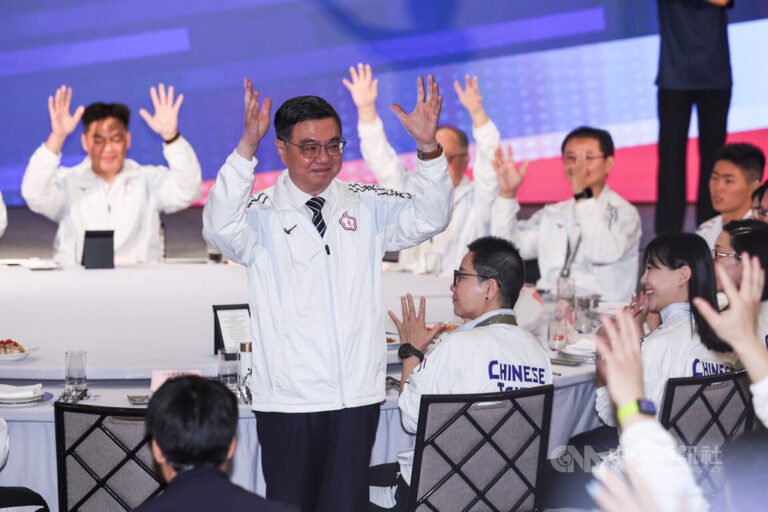 東京聽奧台灣代表團返國　卓榮泰被選手精神感動 | 運動 | 中央社 CNA