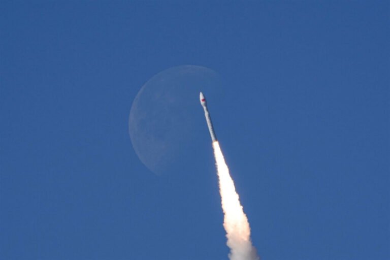 星鏈控中國發射衛星未協調　差200公尺相撞 | 科技 | 中央社 CNA