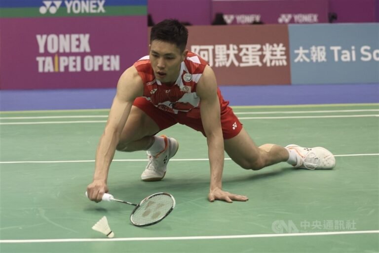 BWF印度羽球公開賽　周天成首輪爆冷不敵楊燦 | 運動 | 中央社 CNA