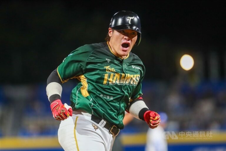 雄鷹捕手張肇元手肘韌帶將開刀　歸隊時間待評估 | 運動 | 中央社 CNA