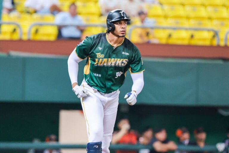 雄鷹齊名熱身賽王者悍將　13年來首見並列第1 | 運動 | 中央社 CNA