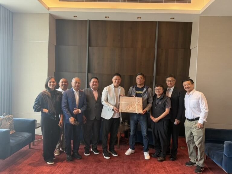 辜仲諒見菲體壇要角　允捐棒球物資推亞洲大聯盟 | 運動 | 中央社 CNA