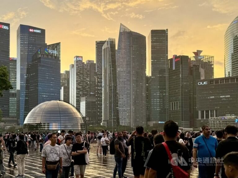美中科技競逐 路透：新加坡從門戶轉為AI中立地帶 | 國際 | 中央社 CNA