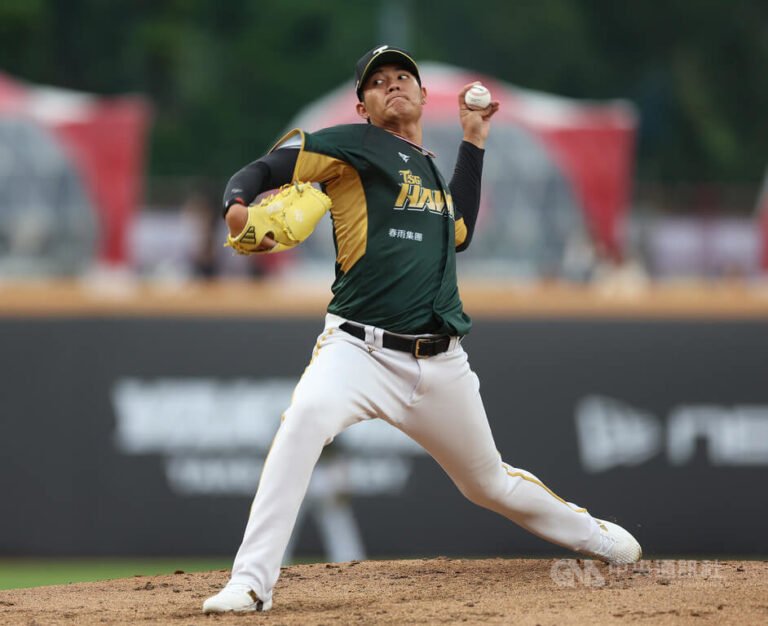 王維中被前隊友狂攻6分　雄鷹照樣演出逆轉勝 | 運動 | 中央社 CNA