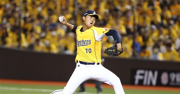 徐基麟酒駕自撞隱瞞未報　中信兄弟：即日起終止合約 | 運動 | 中央社 CNA