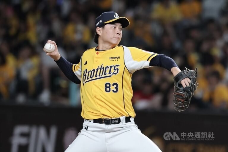 伍立辰生涯首獲MVP　與好友曾家輝同場較勁很興奮 | 運動 | 中央社 CNA